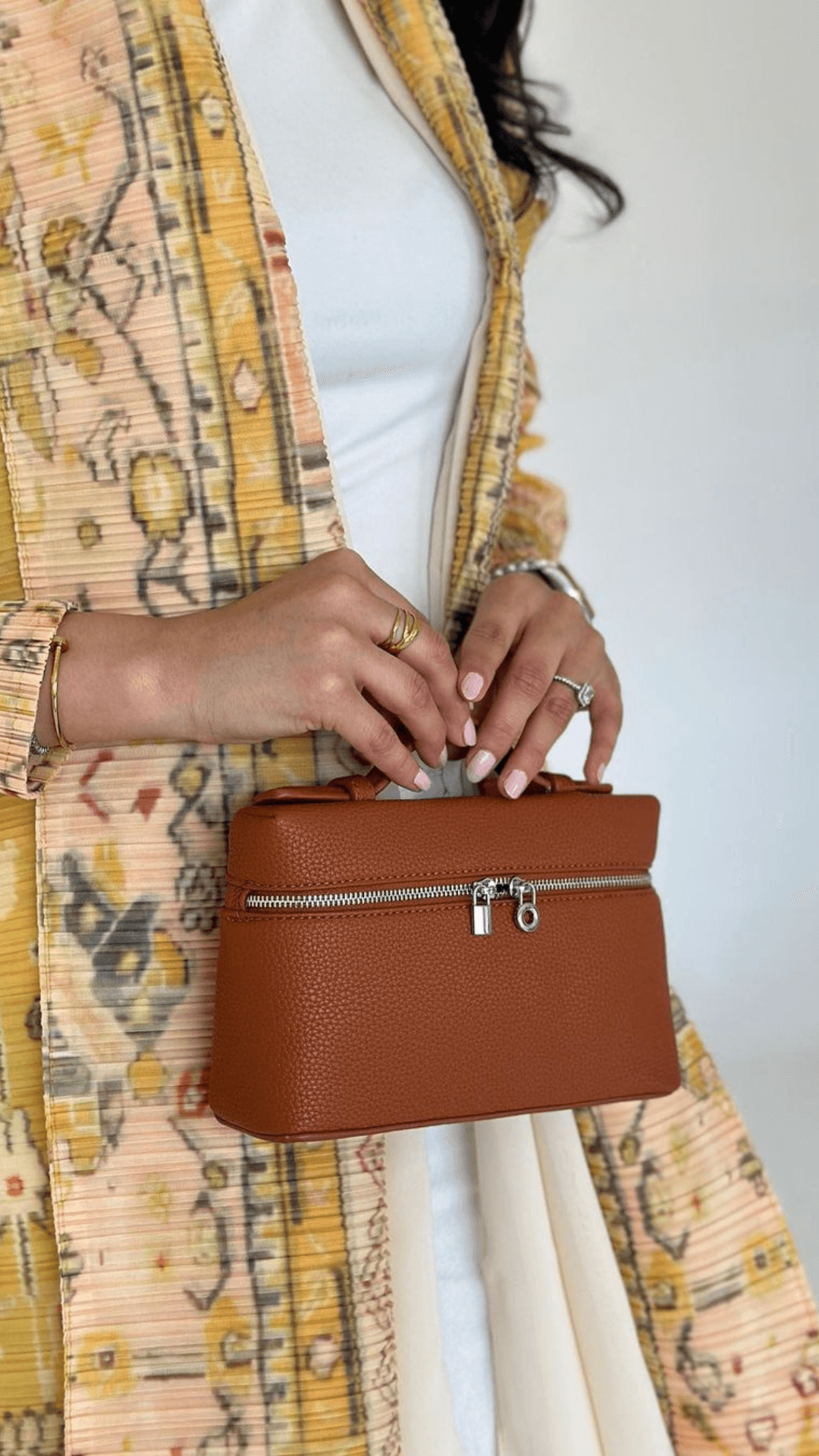 Auraya Abaya Vogue