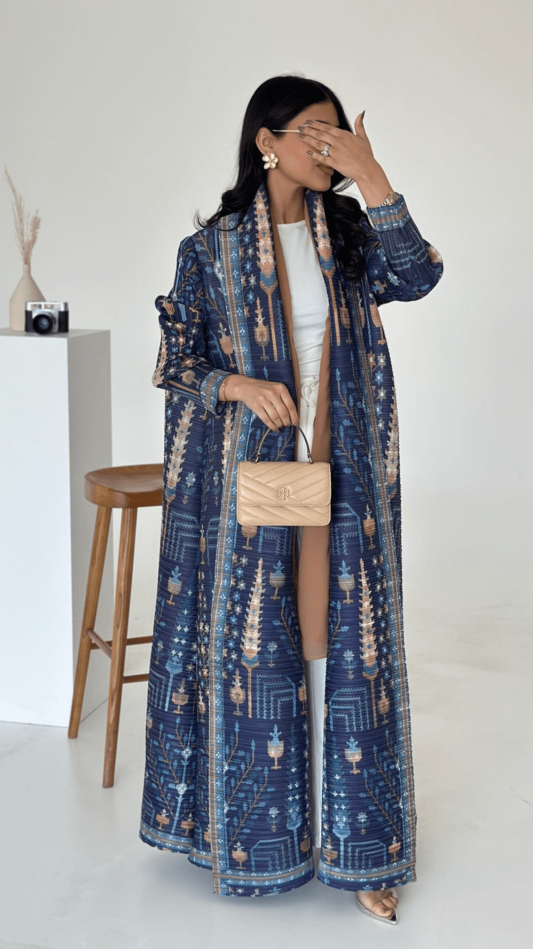 Ophelis Abaya Vogue
