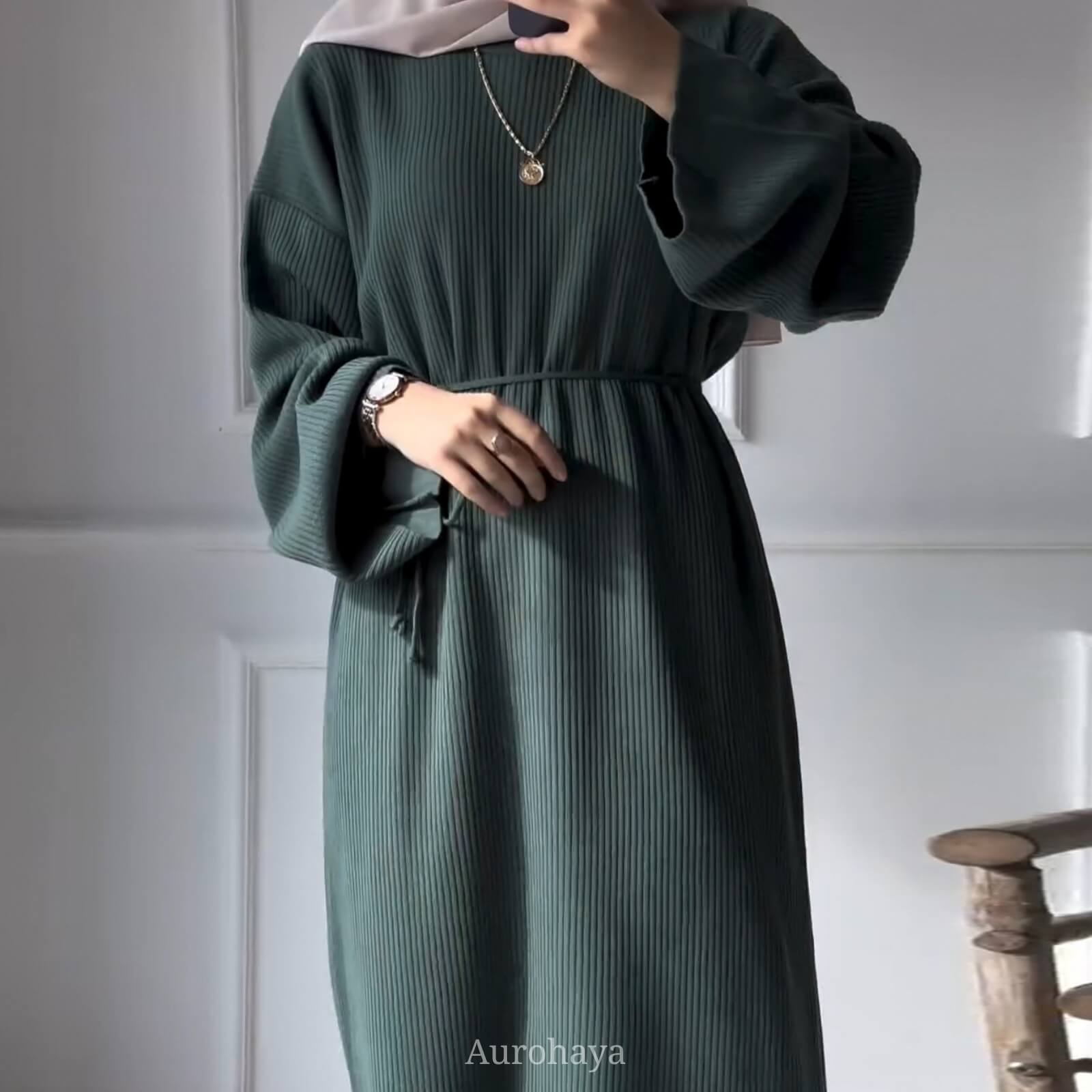 Knitted Round Neck Hooded Bubble Sleeves Sweater Dress