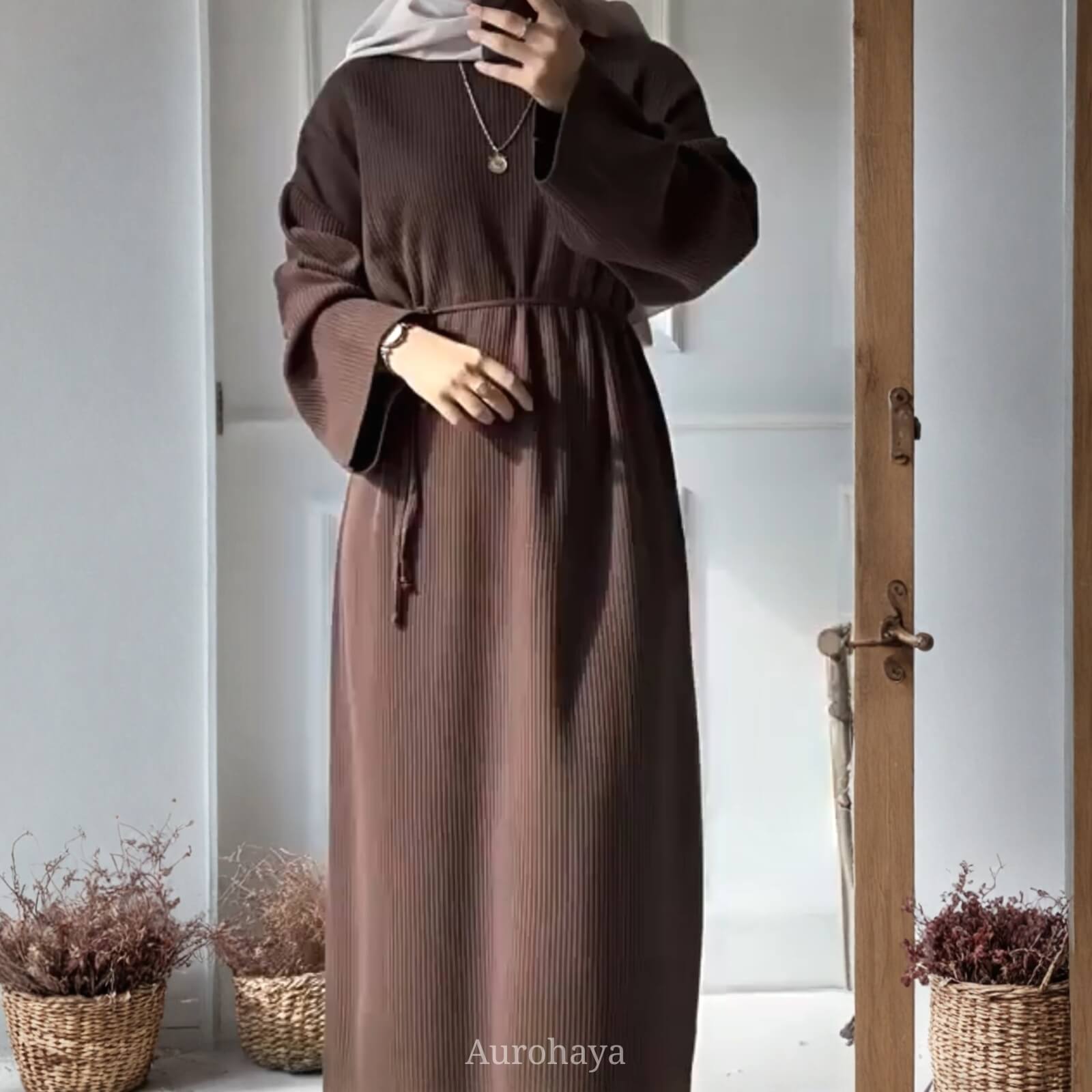 Knitted Round Neck Hooded Bubble Sleeves Sweater Dress