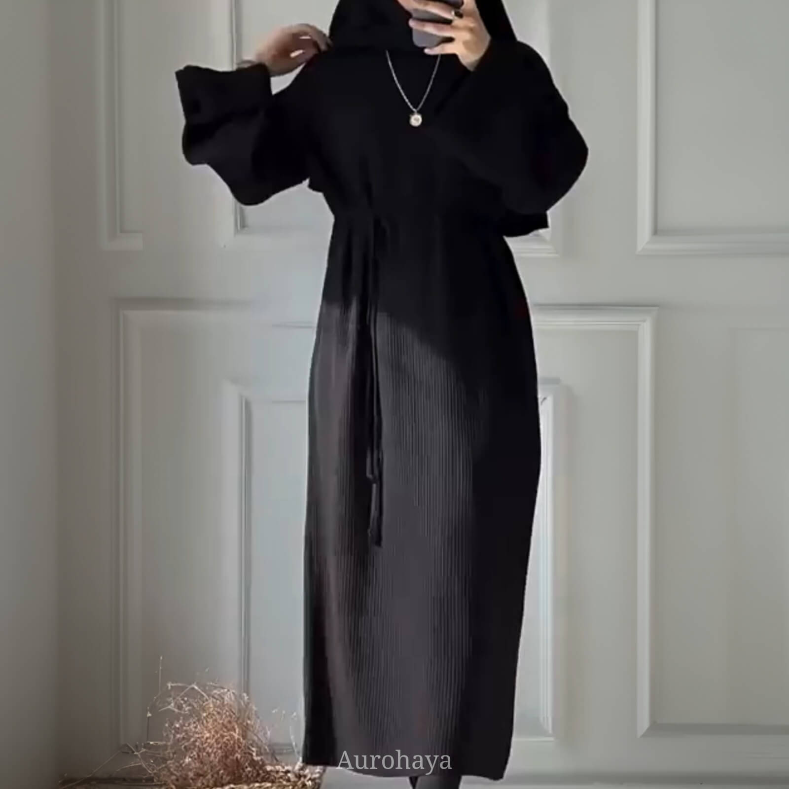 Knitted Round Neck Hooded Bubble Sleeves Sweater Dress