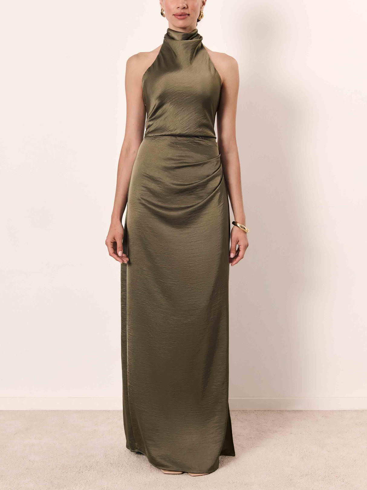 Aurohaya Elegant Holders Corner Satin Pleated Maxi Dress