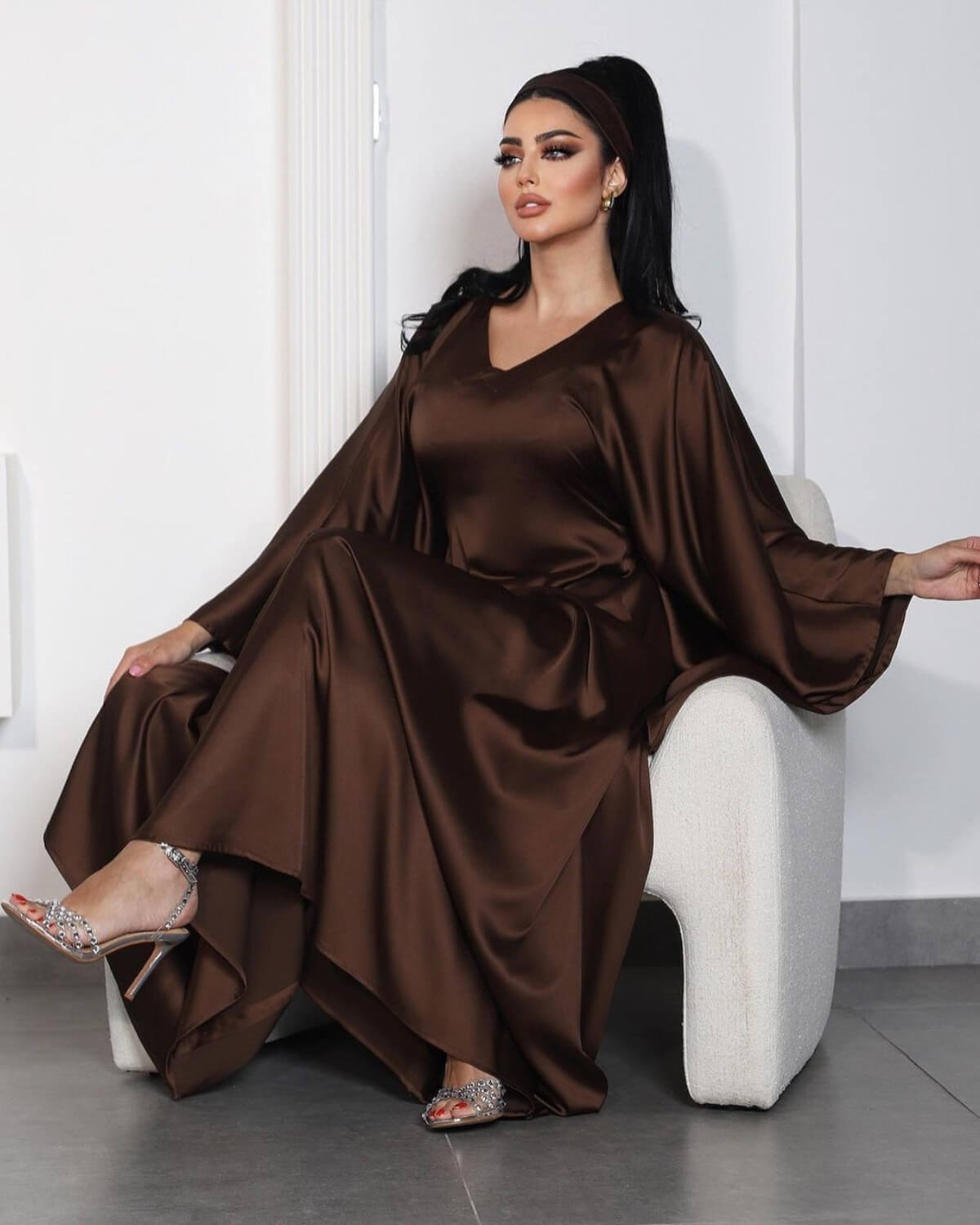 Satin Butterfly Abaya with Solid Color Long Sleeve V-Neck