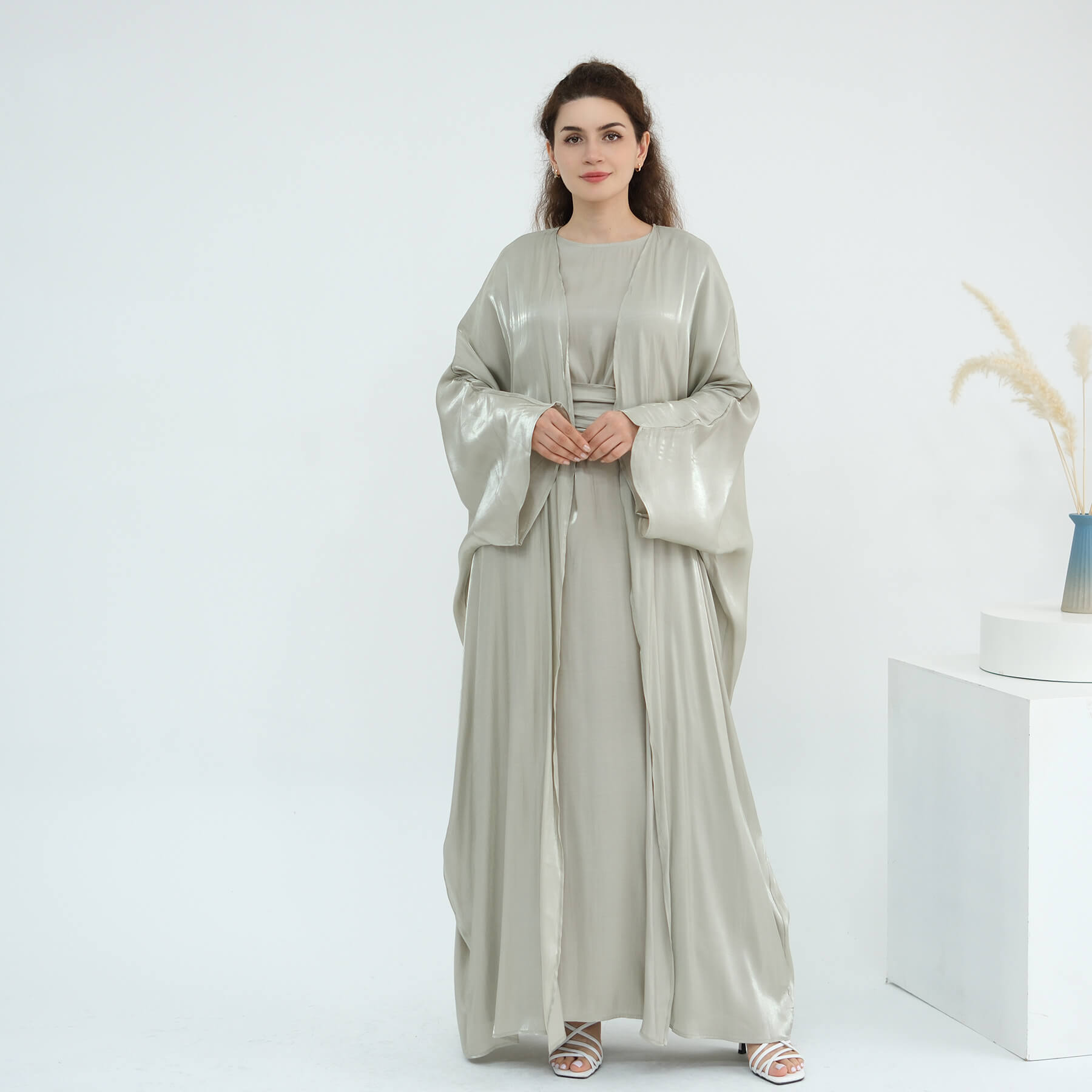 Solid Color Minimalist 2-Piece Abaya Set