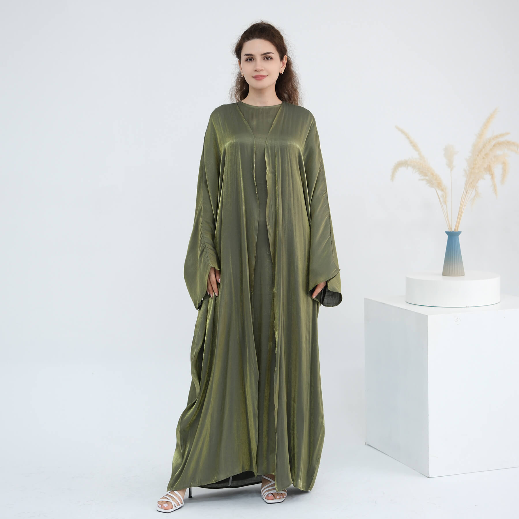 Solid Color Minimalist 2-Piece Abaya Set