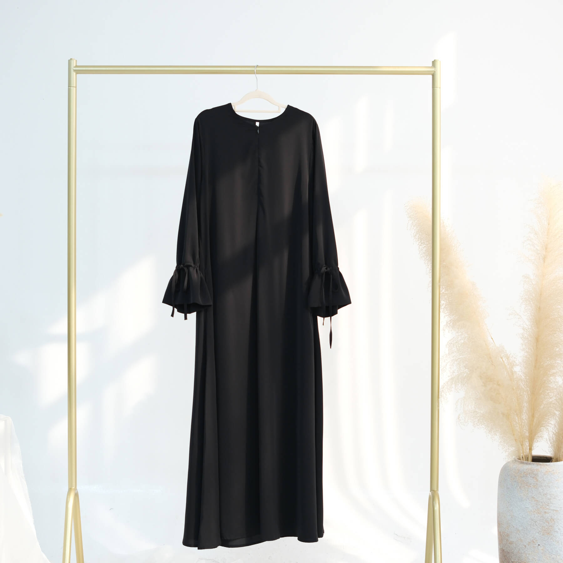 Solid Nida Ruffle Sleeve Zippper Abaya - Aurohaya
