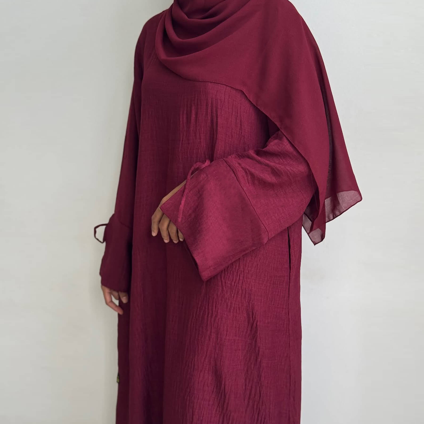 Solid Twill Wrinkle Abaya - Aurohaya