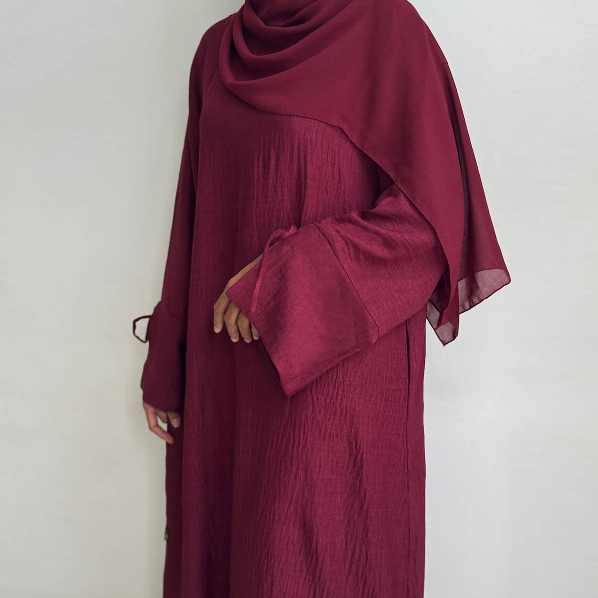 Solid Twill Wrinkle Abaya - Aurohaya