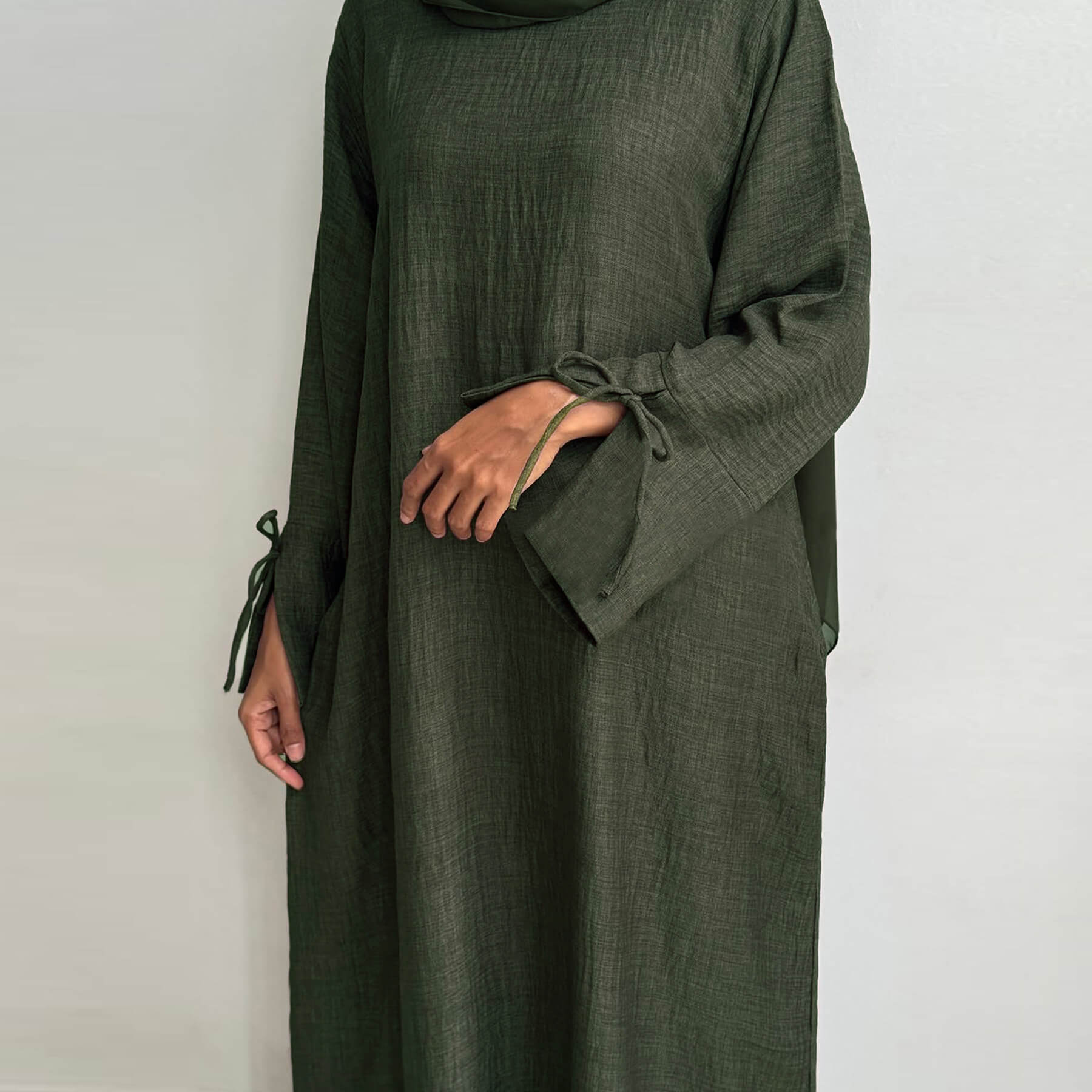 Solid Twill Wrinkle Abaya - Aurohaya