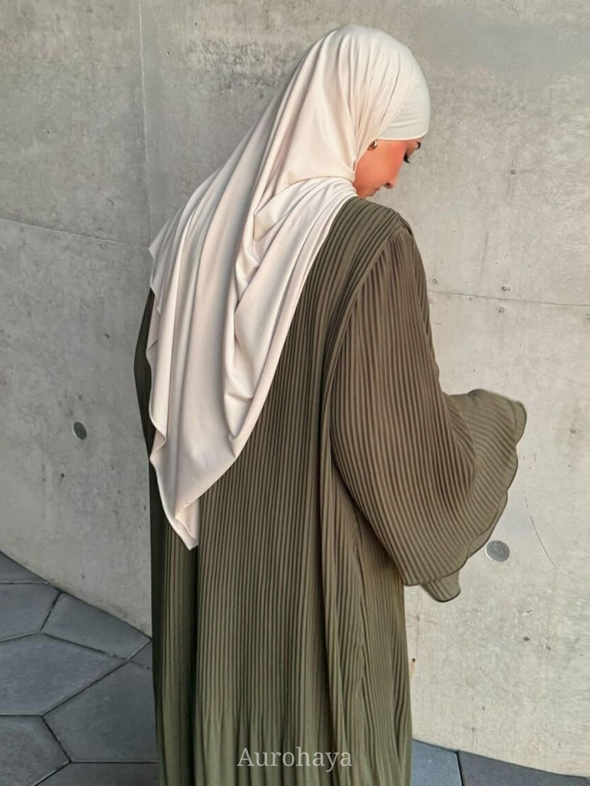 Solid Full Pleated Chiffon Abaya
