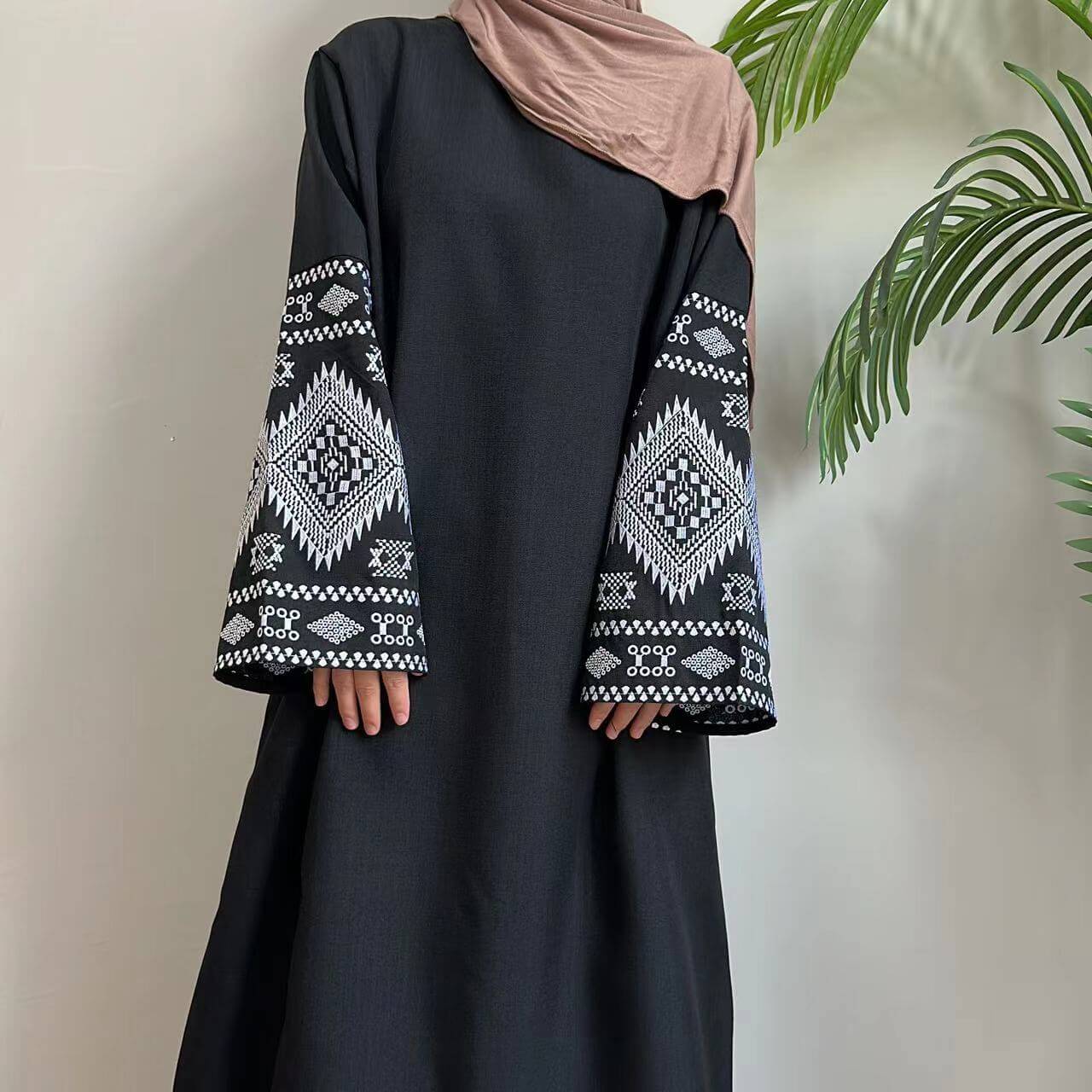 Solid Color Embroidered Cuff Abaya