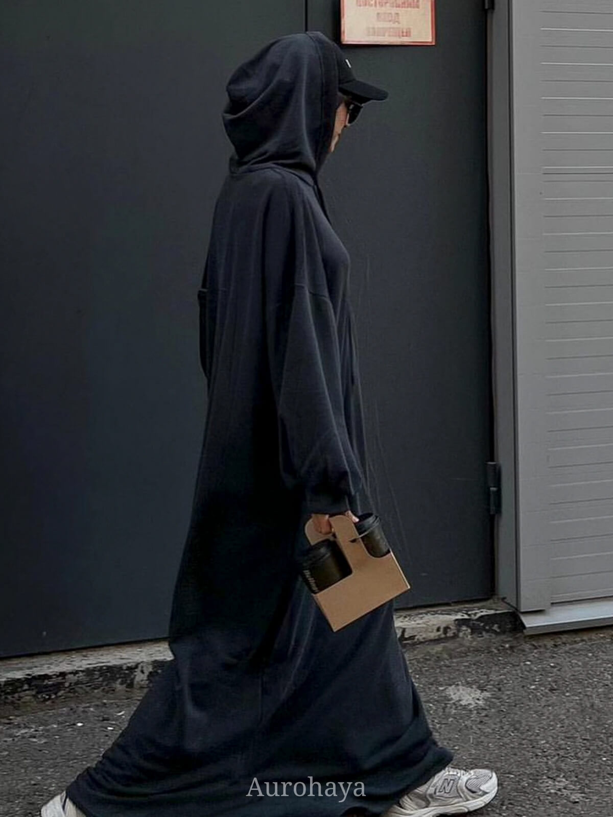 Solid color hooded Abaya with Pockets