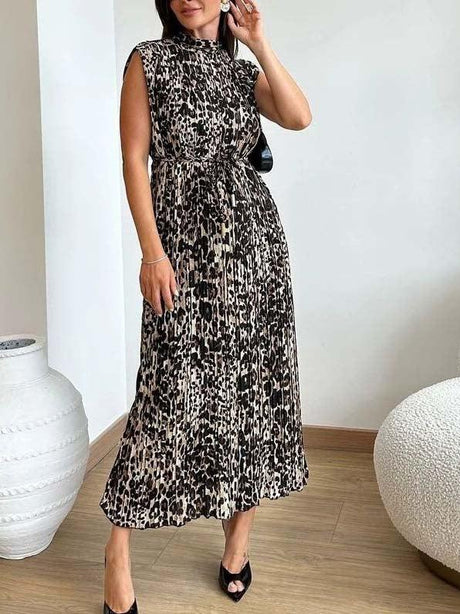 Aurohaya Leopard Print Sleeveless Pleated Midi Dress Black