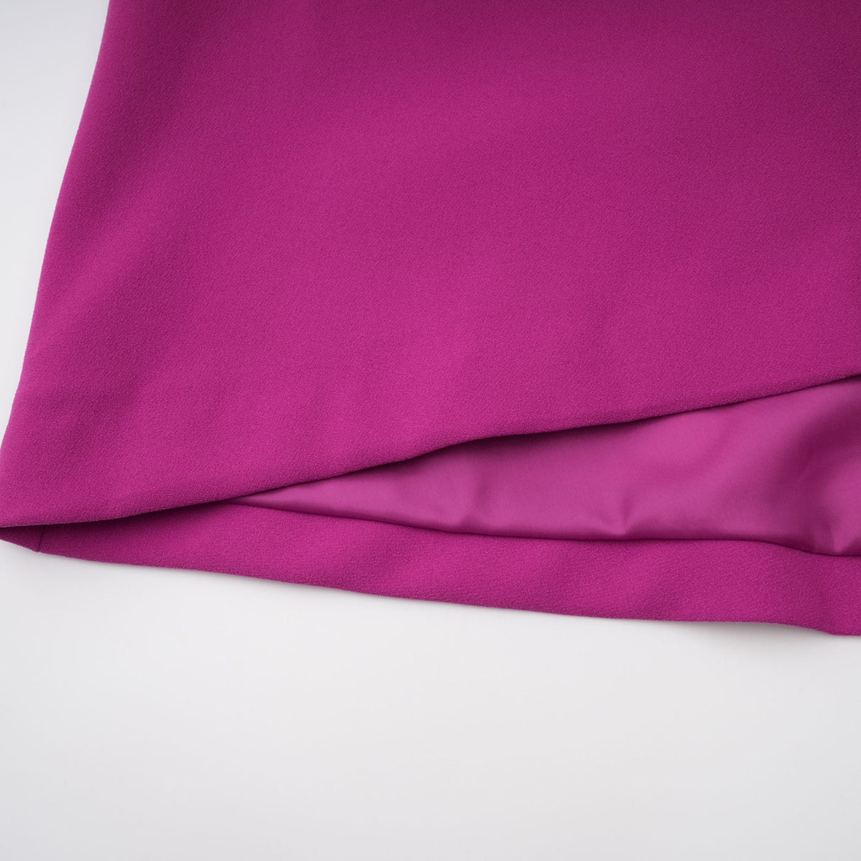 Aurohaya Majestueuse Fuchsia Keyhole-Detail Mermaid Gown