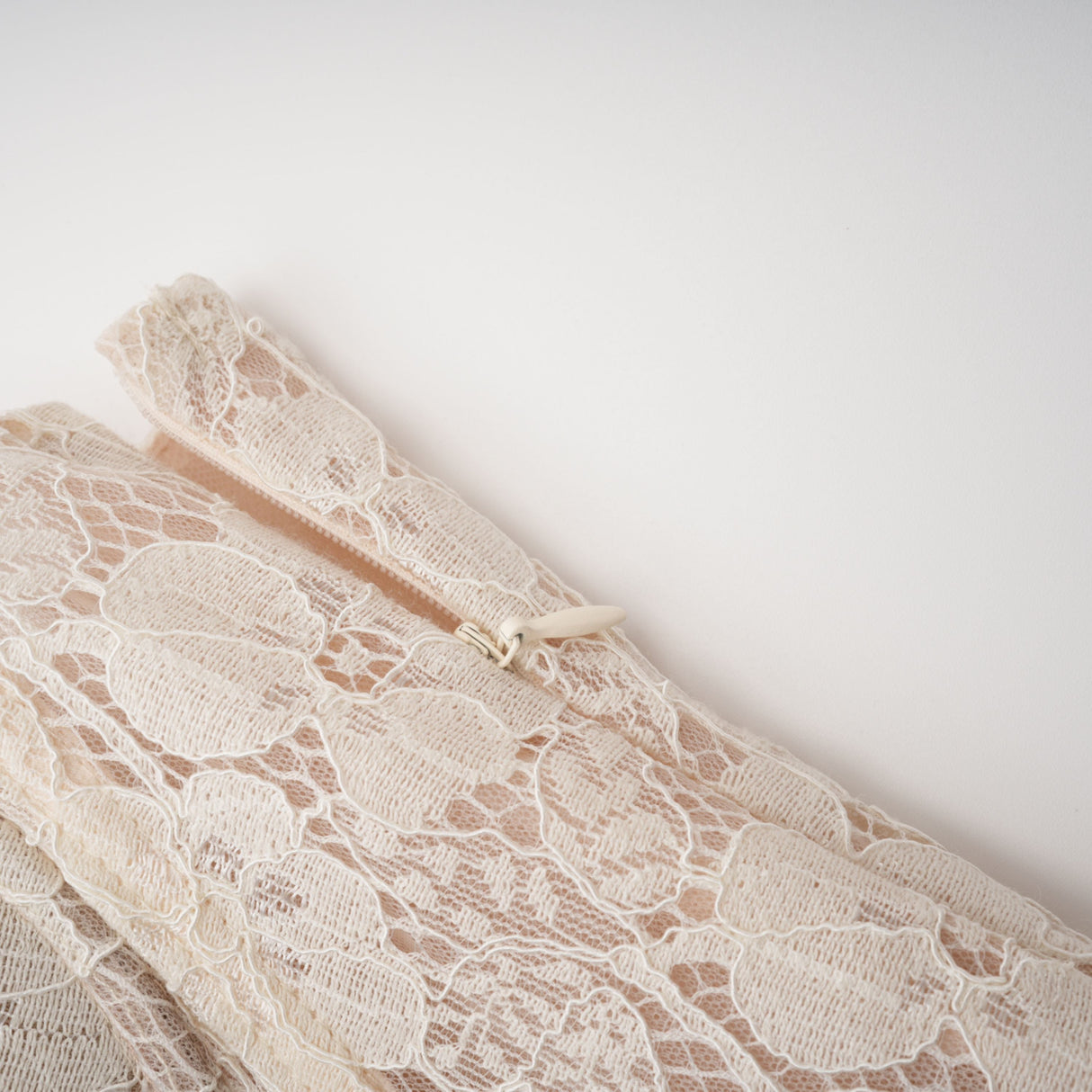 Aurohaya Celina White Lace Corset Maxi Dress