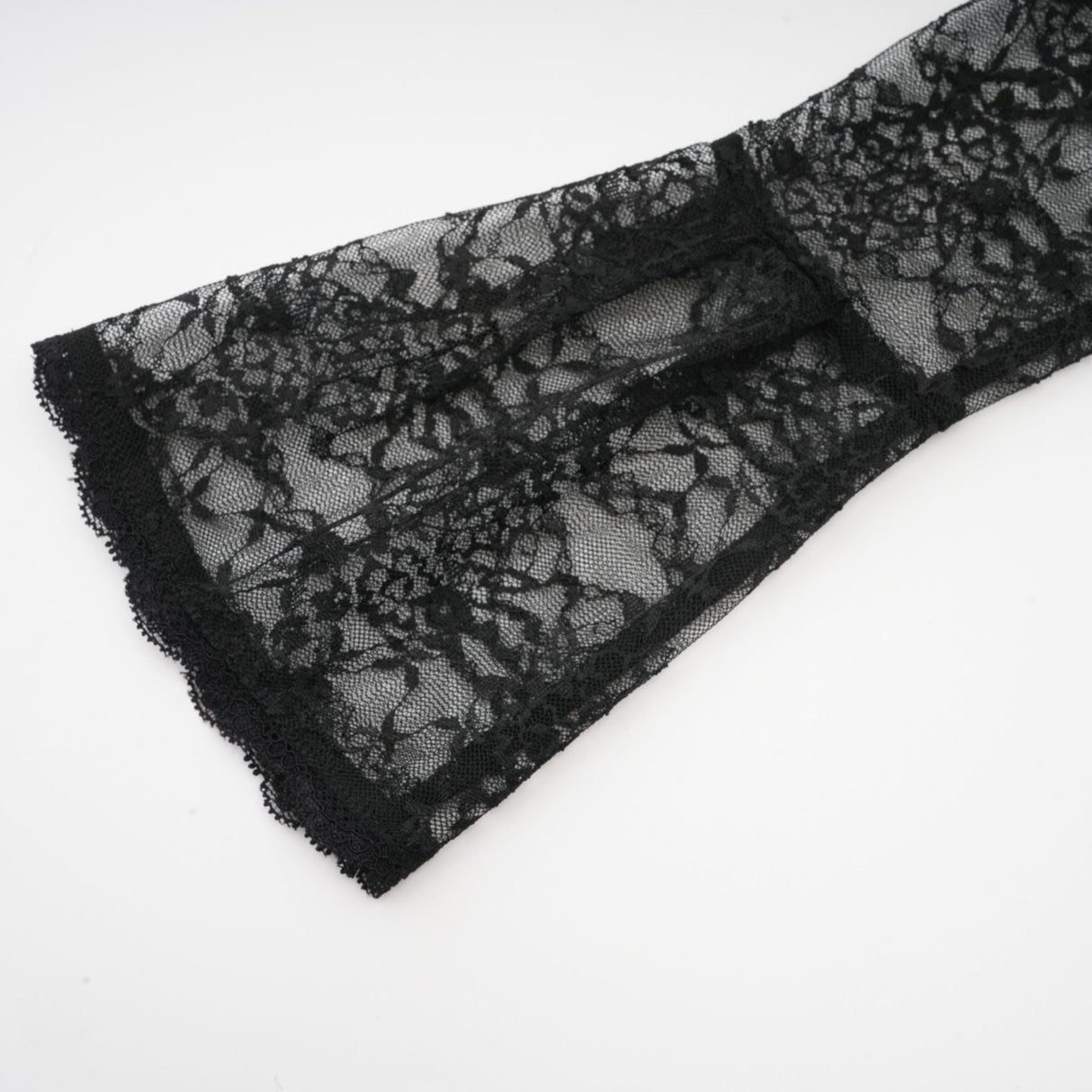 Aurohaya Louise black floral-lace vest & dress matching set