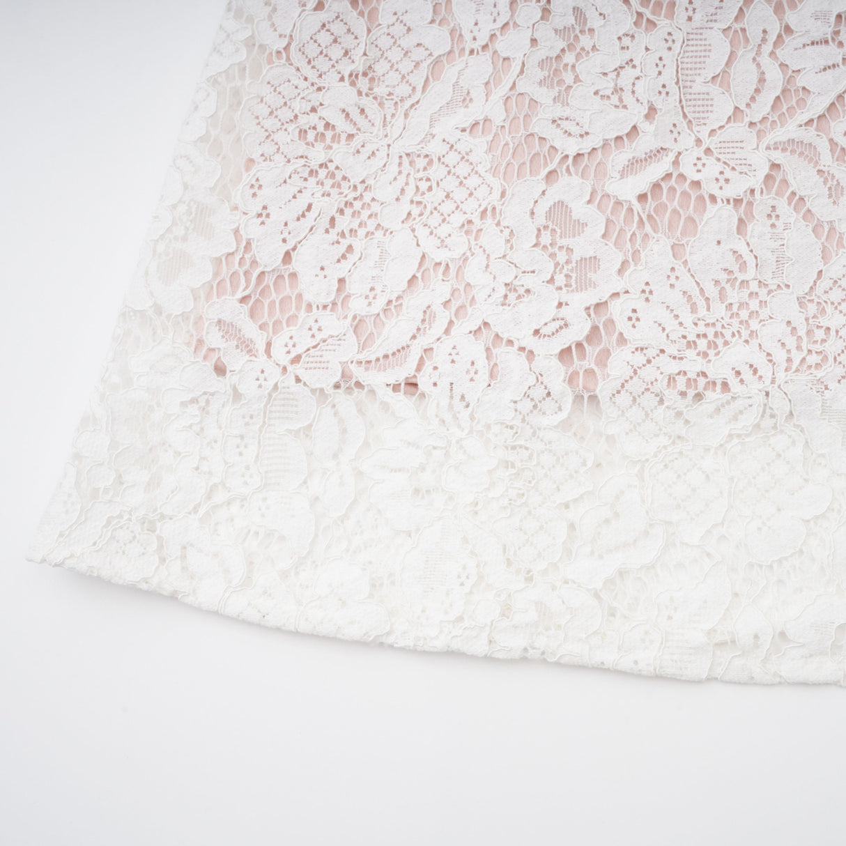 Aurohaya Marzia White Ribbon Detail Floral Lace Maxi Dress
