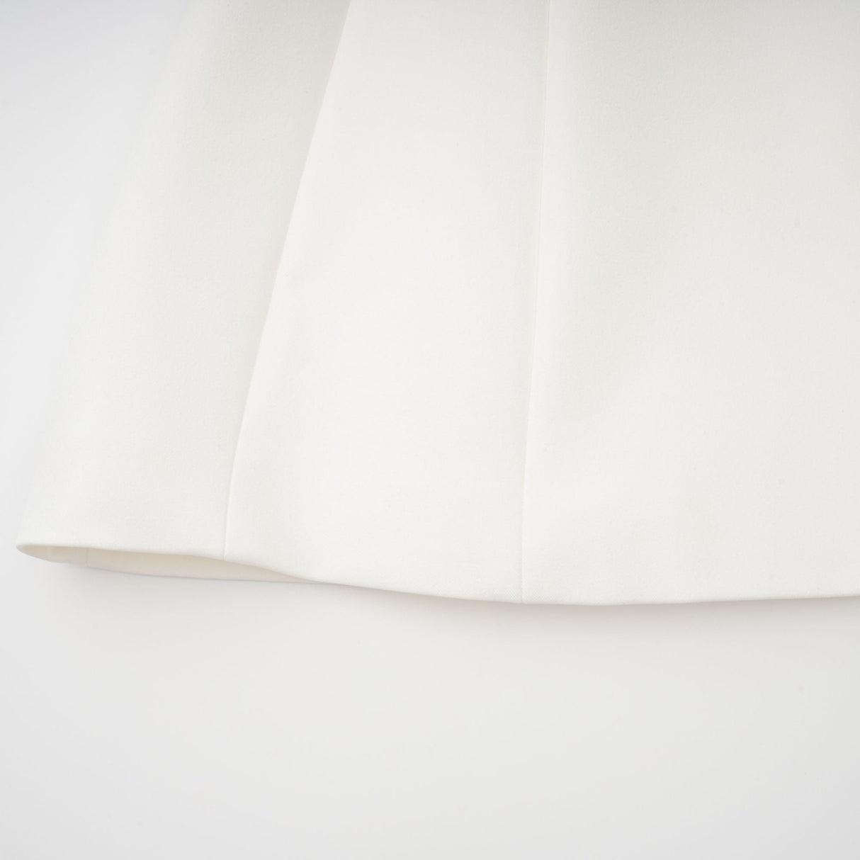 Aurohaya Mélanie White Corset Dress & Mesh Skirt Set