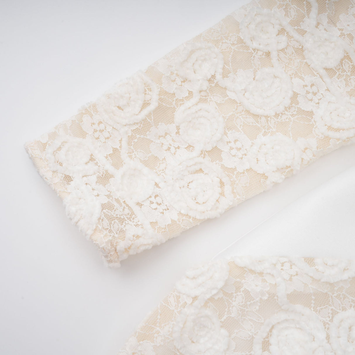 Aurohaya Oona White Floral Lace Pencil Midi Dress