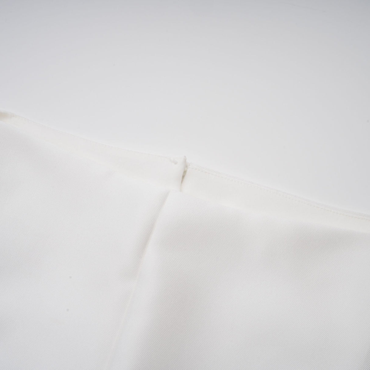 Aurohaya Amandine white open-back cap-sleeve midi dress