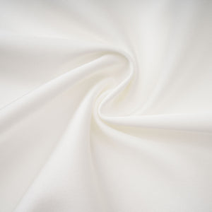 Aurohaya Víctor White Off-Shoulder Lace Panel Maxi Dress
