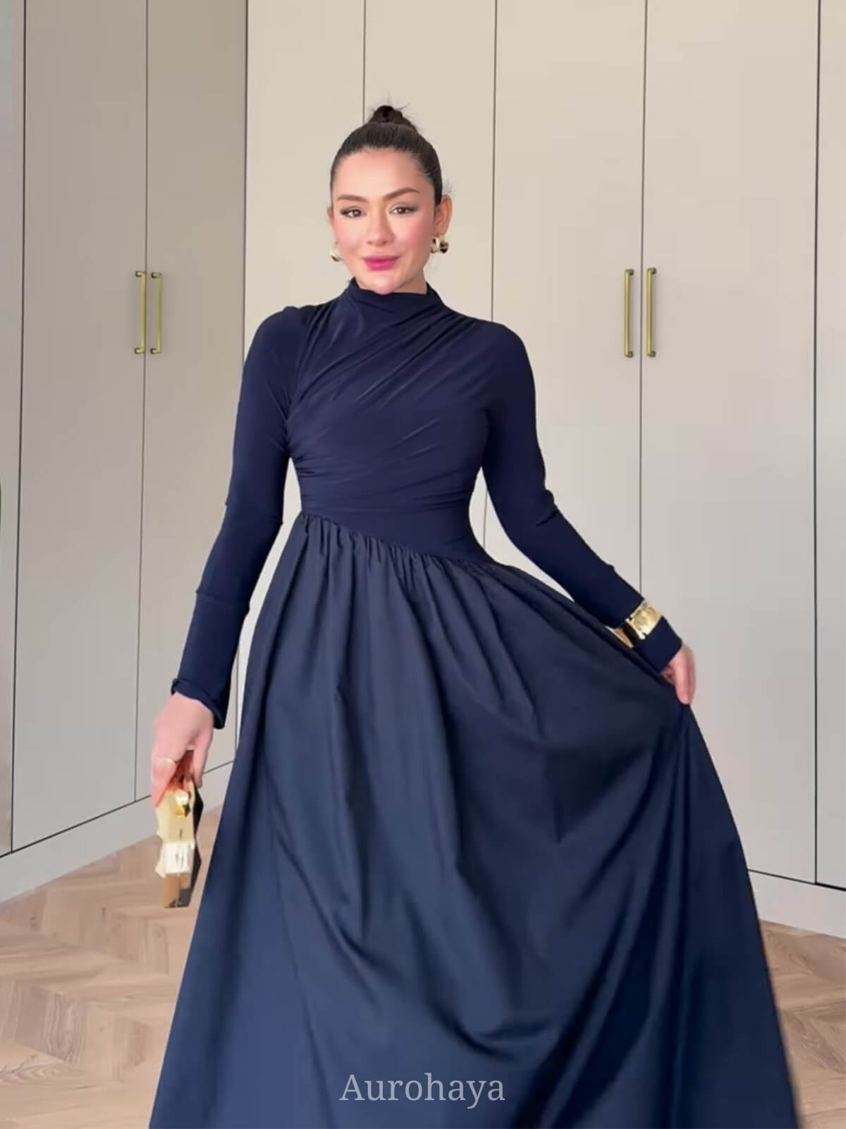 Round Neck Long Sleeve Twisted Bodice Maxi Dress