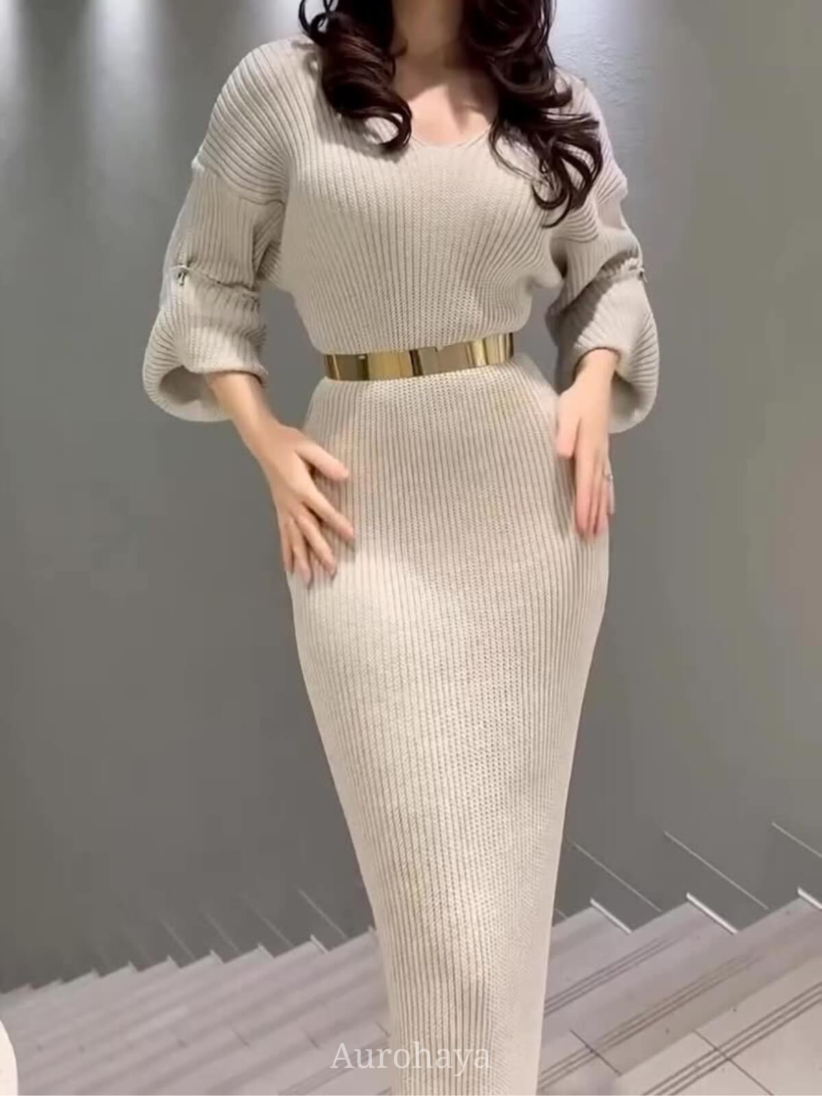 Elegant Knit V-Neck Long Sleeve Bodycon Dress with Waist Belt
