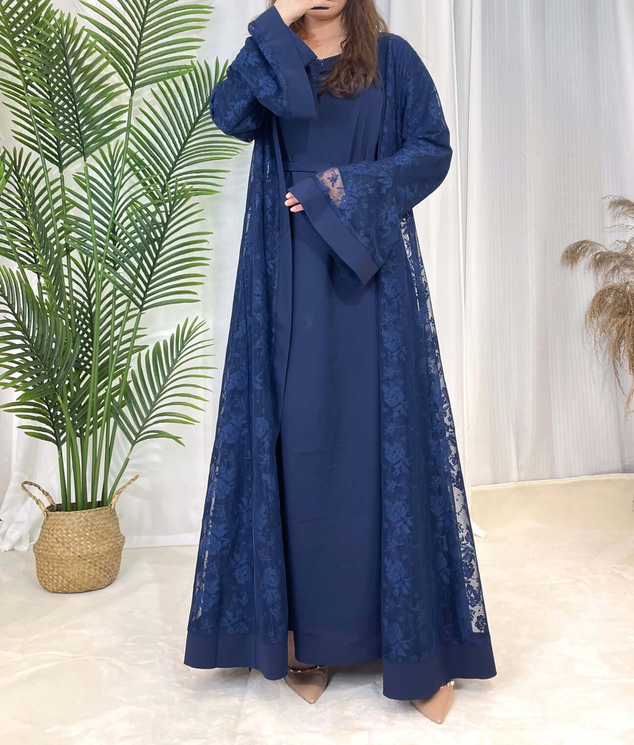 Luxury Rose Lace Abaya 3-Piece Set with Zipper & Flared Cuffs