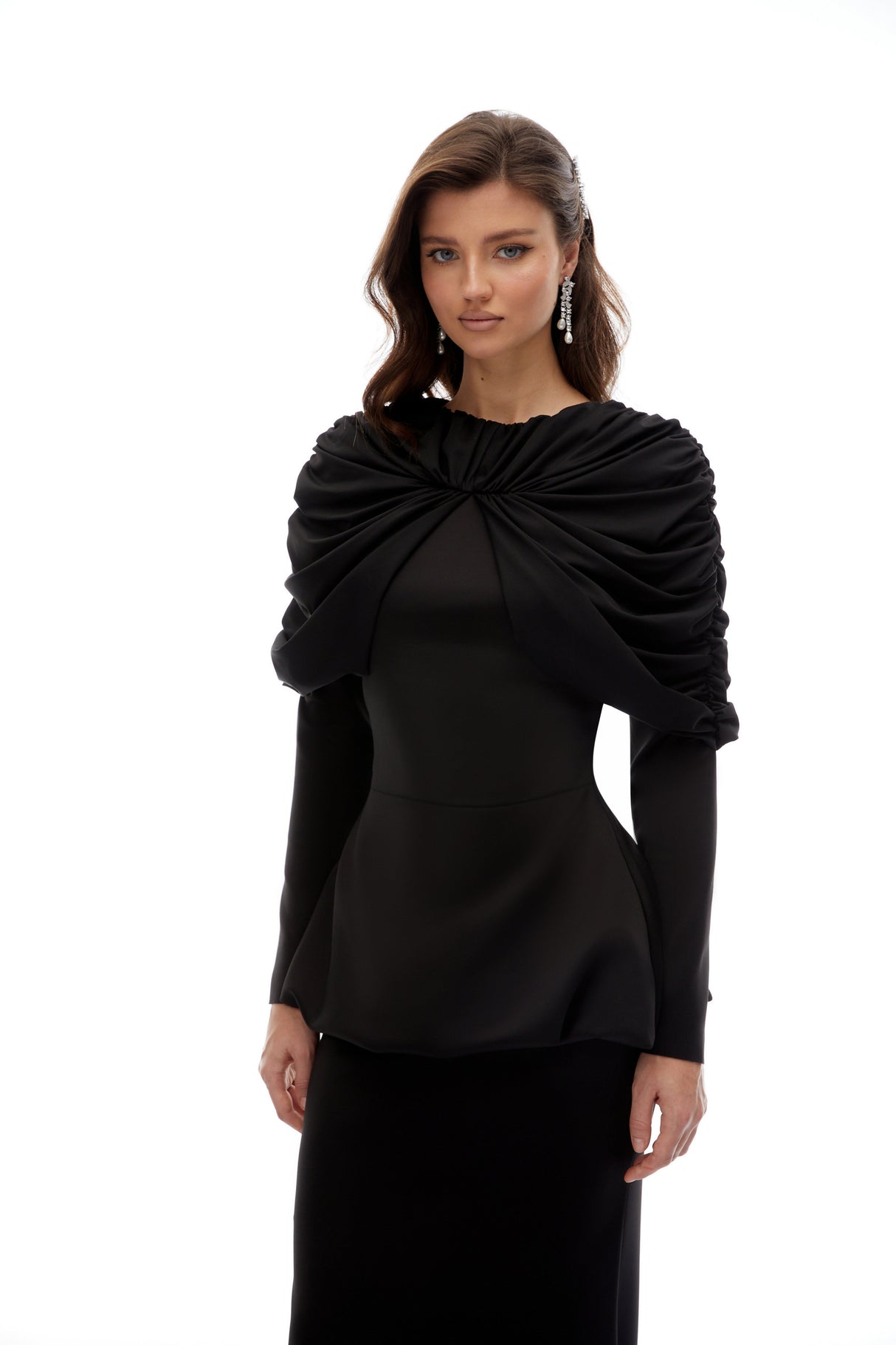Aurohaya Hedda Black Pleated Dress Set