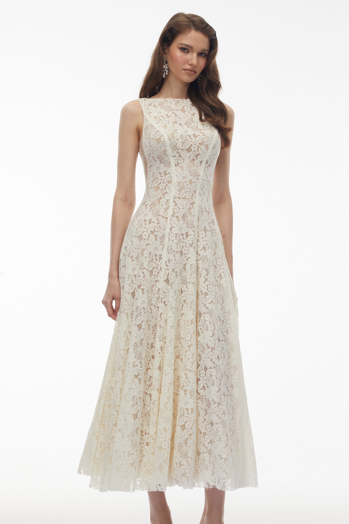 Aurohaya Marhuma White Floral Lace Maxi Dress