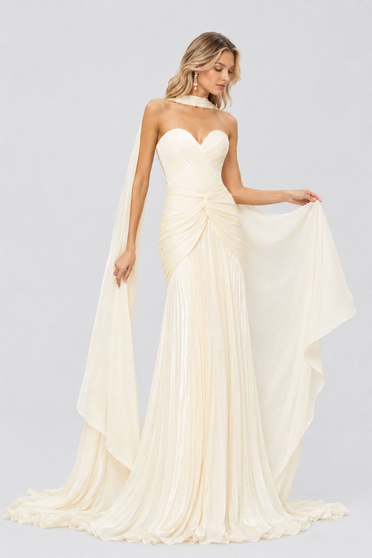 Mina Strapless Sweetheart Ruched Maxi Dress / Champagne