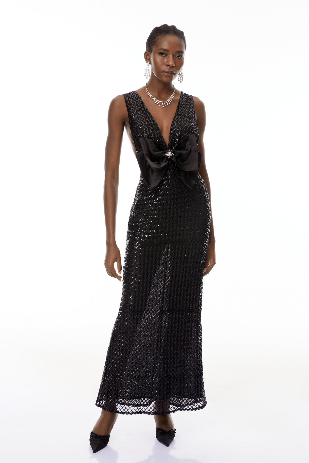 Aurohaya Raelynn Black Deep V-Neck Bodycon Maxi Dress