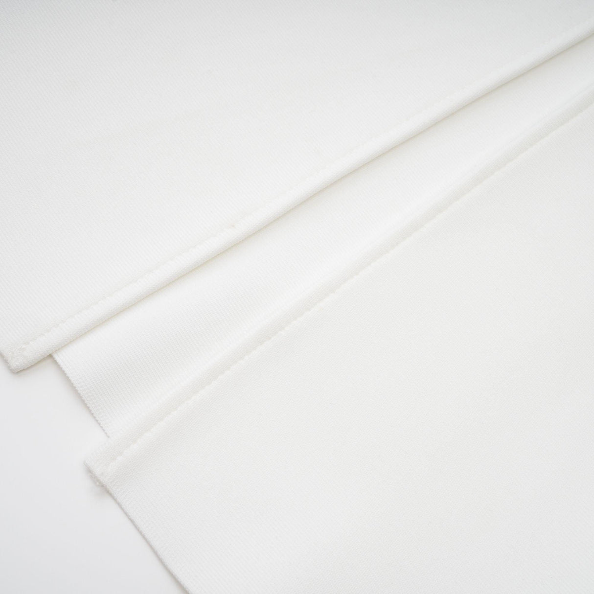 Aurohaya Geneviève off-shoulder floral dress